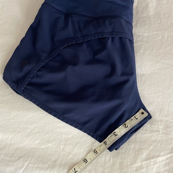 Lululemon Speed Up Shorts - Picture 9 of 9